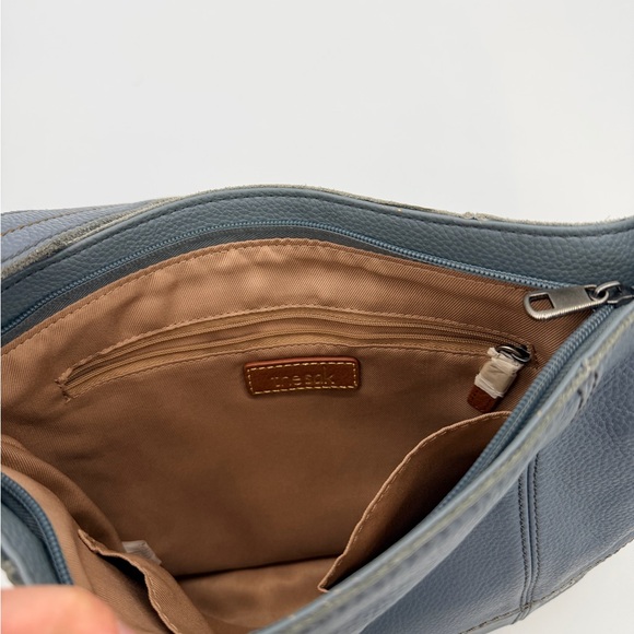 The Sak Blue Leather Bag - Picture 8 of 9